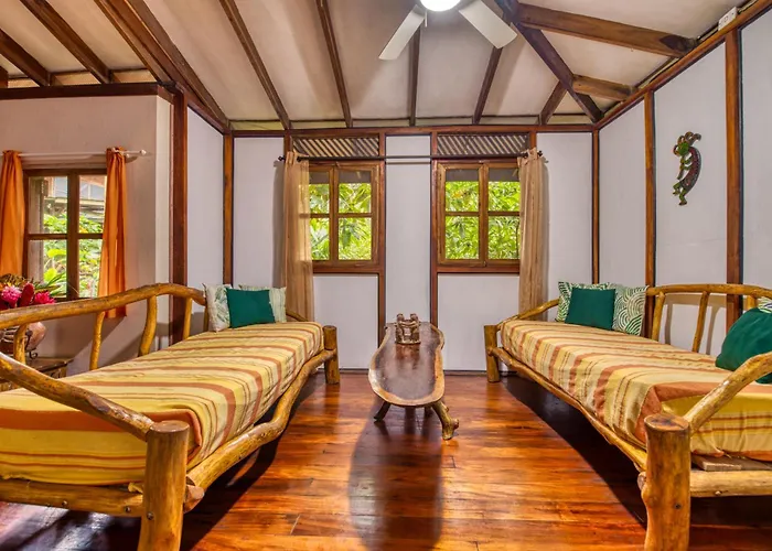 Pachamama Jungle River Lodge - Punta Uva