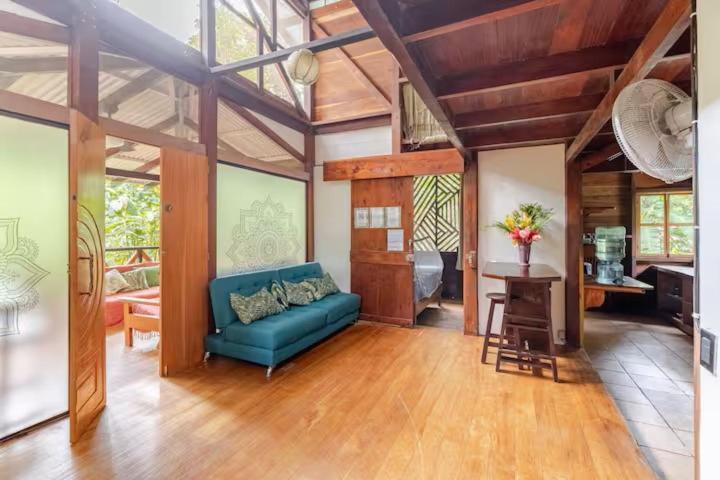 Maison d'hôtes Pachamama Jungle River - Punta Uva 3*